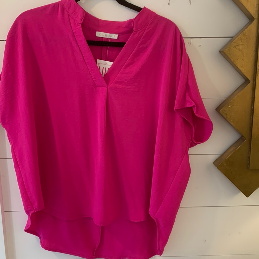 Karlie tunic size small. Hot pink. New with tags